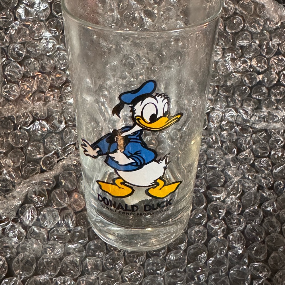 Disney Donald Duck Glass Tumbler